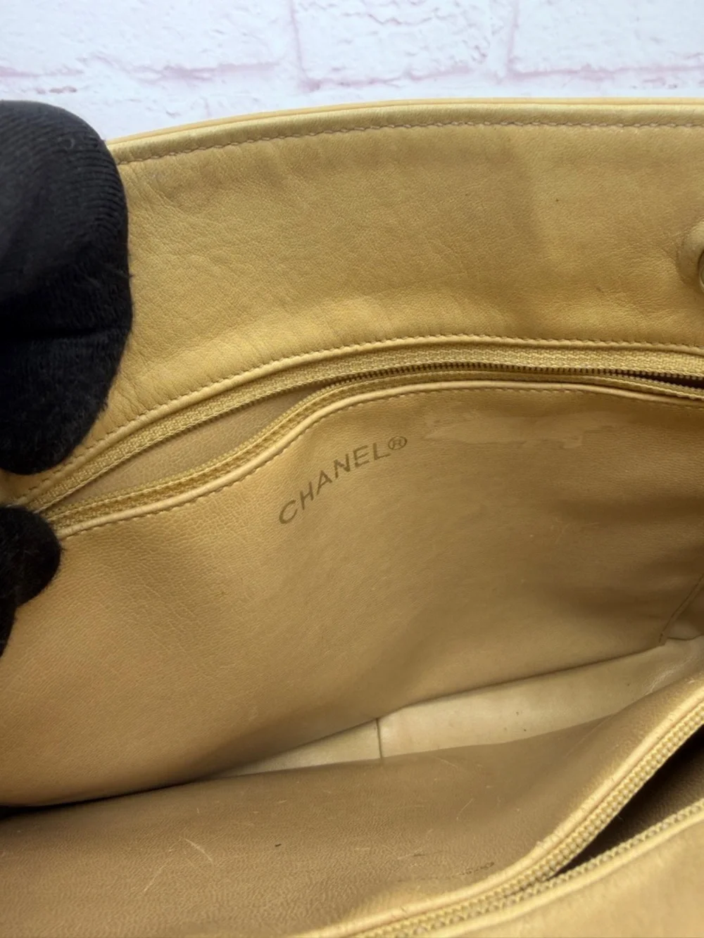 CHANEL Tan Matelasse Quilted Leather Shoulder Tote Vintage